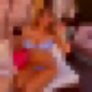 Afia, 30 ans, disponible à Saint-Pierre-d'Oléron pour un plan cul