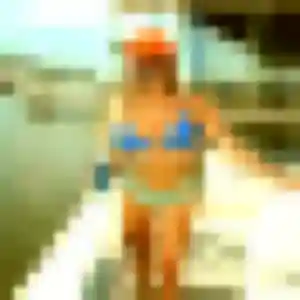 Photo privée de Ngozi, 34 ans à Saint-Pierre-du-Mont - plan discret