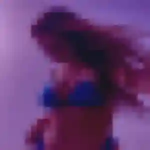 Afi, 28 ans, connectée à Saint-Satur pour une rencontre coquine