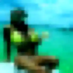Dieynaba, femme de 25 ans cherche plan cul à Saint-Sauveur
