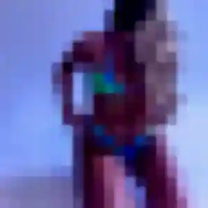 Photo de Francine à Saint-Sauveur-des-Landes (23 ans) - plan cul anonyme