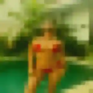 Sexy Titilayo, 27 ans à Saint-Symphorien-de-Lay - la contacter