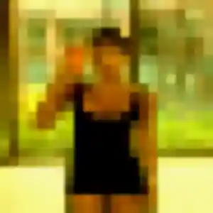 Mumbi (28 ans) à Saint-Thurial attend une rencontre maintenant