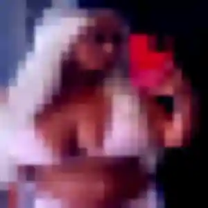 Contacte Yemisi, 38 ans à Sainte-Sigolène en privé