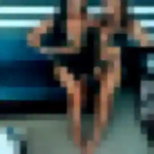 Fanny de Samazan, 23 ans - plan cul discret