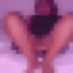 Vanessa, 31 ans, connectée à Sancoins pour une rencontre coquine