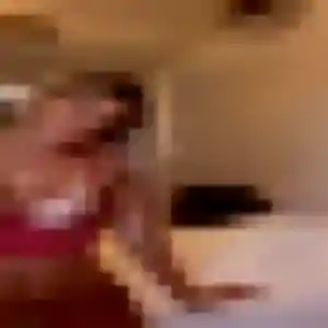 Photo exclusive de Sylvie, 22 ans à Sauternes - rencontre sans lendemain