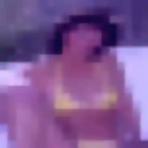 Photo privée de Ruth, 23 ans à Savigny - rencontre sans lendemain