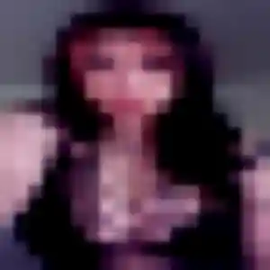 Samira, 22 ans, en ligne à Seninghem pour une rencontre coquine