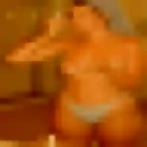 Gnilane, femme de 25 ans veut plan cul à Servins