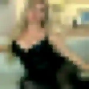 Ndèye, 27 ans, en ligne à Sigloy pour une rencontre coquine