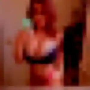 Claudine, 44 ans, cherche un plan cul à Simandre