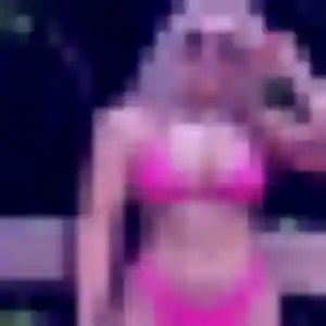 Sira, 22 ans, cherche un plan cul à Souzay-Champigny