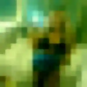 Téning, 32 ans, disponible à Souzay-Champigny pour un plan cul