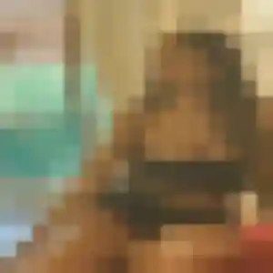 Photo privée de Aida, 41 ans à Surtainville - rencontre sans lendemain