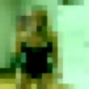 Roxane, 28 ans, connectée à Taverny pour un plan cul