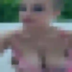 Shanna, femme de 22 ans cherche plan cul à Toulon-sur-Arroux