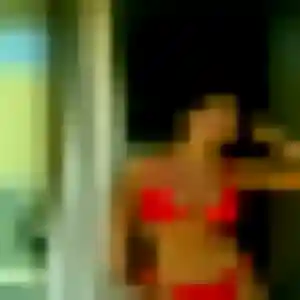 Photo de Adeline à Trébrivan (28 ans) - plan cul discret