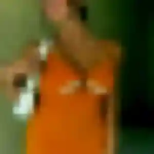 Célestine, 32 ans, disponible à Val-de-Vesle pour un plan cul