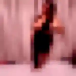 Zoé, fille de 27 ans veut plan cul à Vallenay