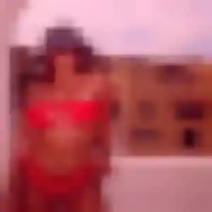 Sira (35 ans) à Vallons-de-l'Erdre cherche une rencontre ce soir