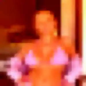 Découvre Nathalie, 33 ans à Varennes-Changy gratuitement