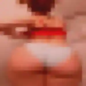 Safi, 36 ans, dispo pour plan cul à Varsberg