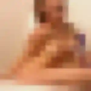 plan cul à Vatan : photo de Adjoua, 34 ans - inscription gratuite