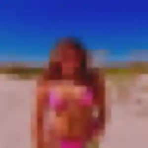 Belle Wendy, 40 ans à Villereversure - la contacter