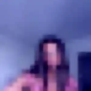 Ngozi, 27 ans, en ligne à Yvecrique pour une rencontre coquine