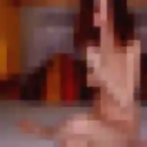 Nabou (35 ans) à Yzernay cherche une rencontre ce soir
